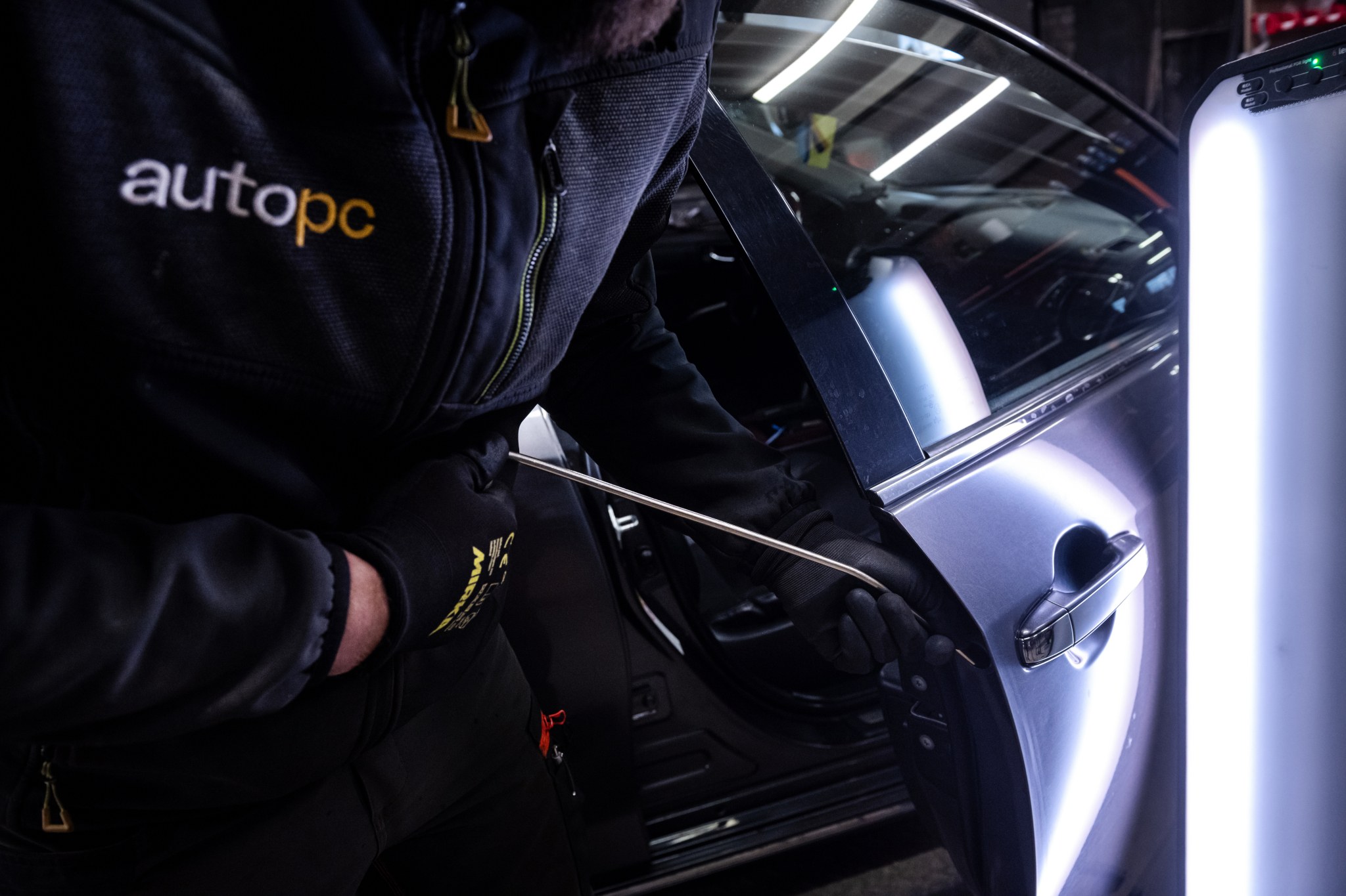 Automobilių priežiūros centras kontaktai